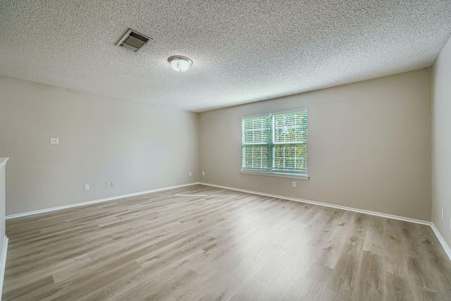 2100 Coachlamp DR, Cedar Park, TX 78613