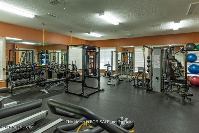 4401 ELLIPSE Drive, Jacksonville, FL 32246