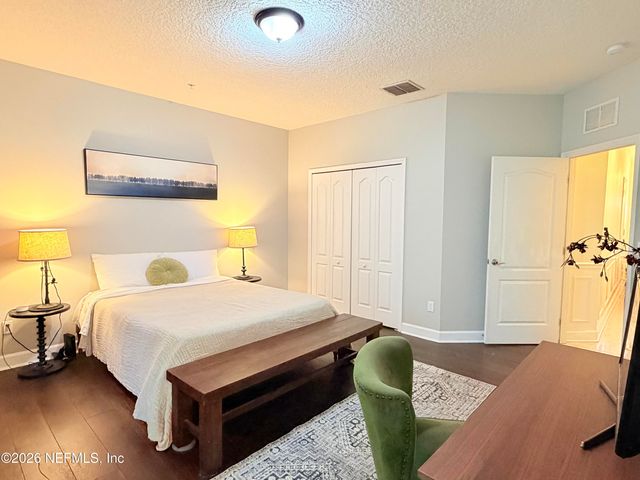 4401 ELLIPSE Drive, Jacksonville, FL 32246