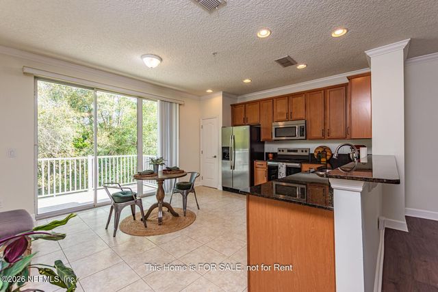 4401 ELLIPSE Drive, Jacksonville, FL 32246