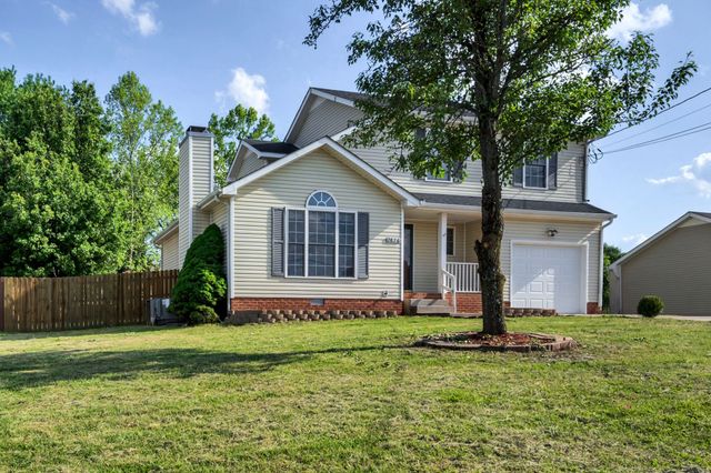 2636 Denver Ct, Clarksville, TN 37040