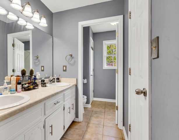 2636 Denver Ct, Clarksville, TN 37040