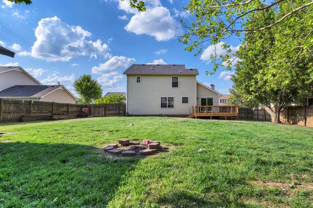 2636 Denver Ct, Clarksville, TN 37040