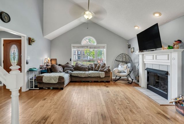 2636 Denver Ct, Clarksville, TN 37040