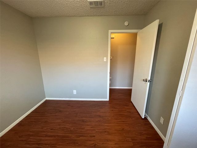 7214 Lilac LN B, Austin, TX 78745