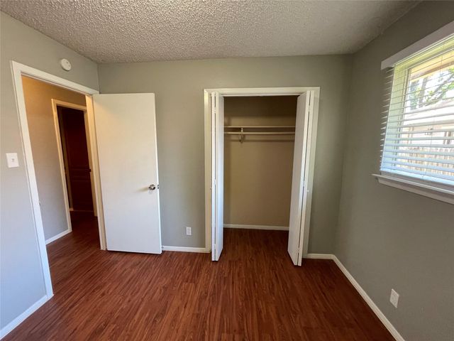 7214 Lilac LN B, Austin, TX 78745