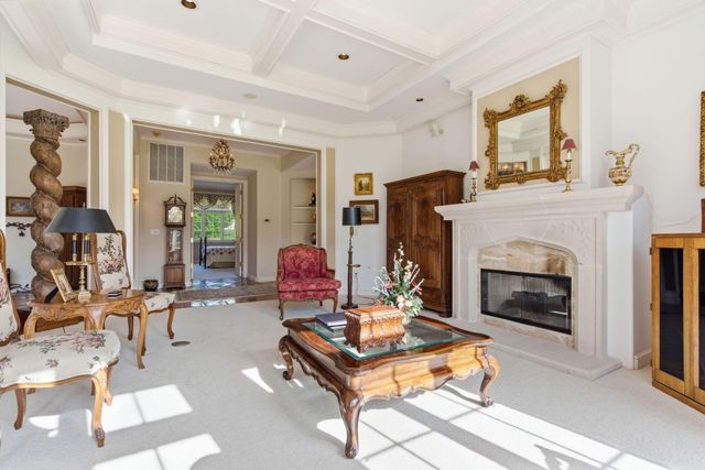 5722 S Castlebay Drive, Springfield, MO 65809