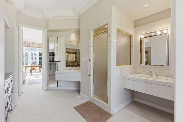 5722 S Castlebay Drive, Springfield, MO 65809