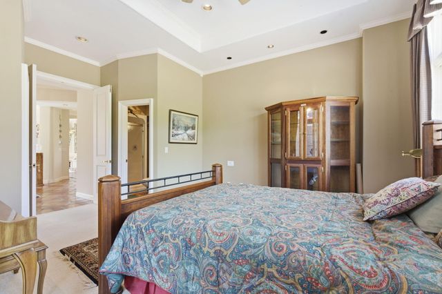 5722 S Castlebay Drive, Springfield, MO 65809