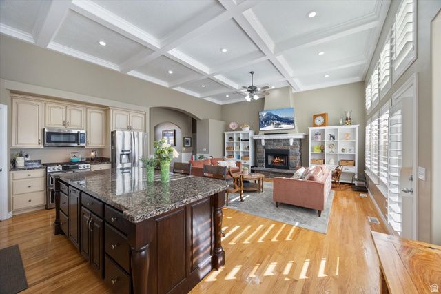 5537 W KENSINGTON CIR, Highland, UT 84003