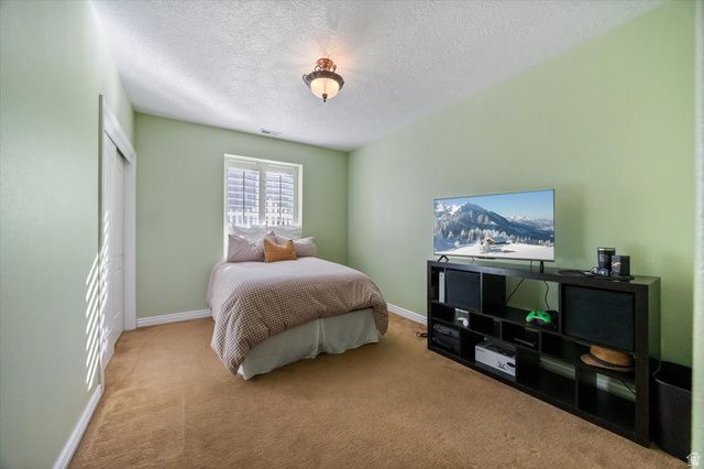 5537 W KENSINGTON CIR, Highland, UT 84003