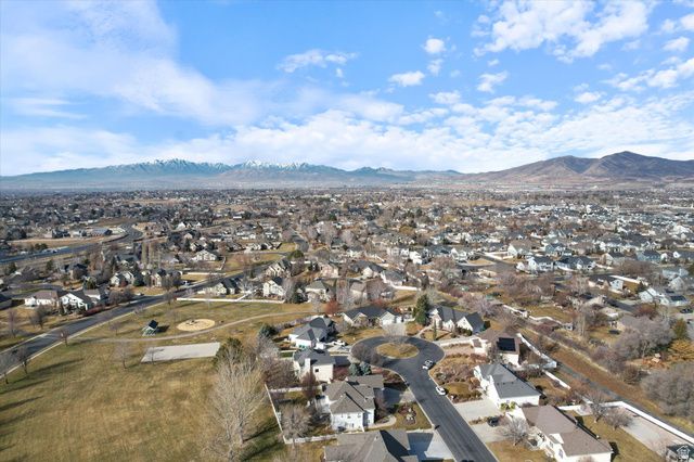 5537 W KENSINGTON CIR, Highland, UT 84003
