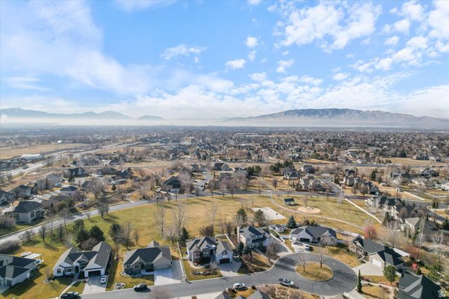 5537 W KENSINGTON CIR, Highland, UT 84003