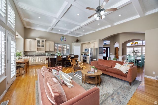 5537 W KENSINGTON CIR, Highland, UT 84003