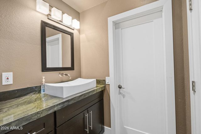 9737 E SAN SALVADOR Drive, Scottsdale, AZ 85258