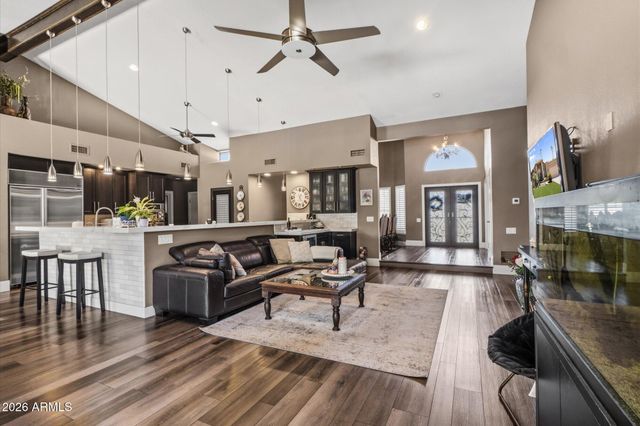 9737 E SAN SALVADOR Drive, Scottsdale, AZ 85258