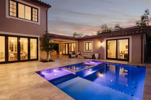 117 Andirons, Irvine, CA 92602