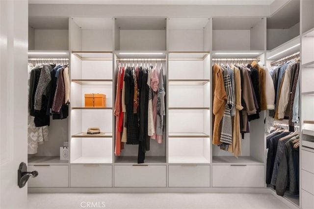 117 Andirons, Irvine, CA 92602