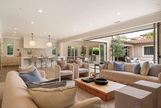 117 Andirons, Irvine, CA 92602