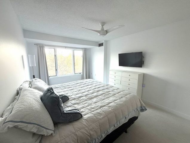 100 Rosemary Way 322, Needham, MA 02494