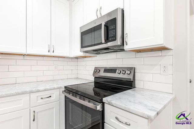 224 Otters Ridge Drive, Kathleen, GA 31047