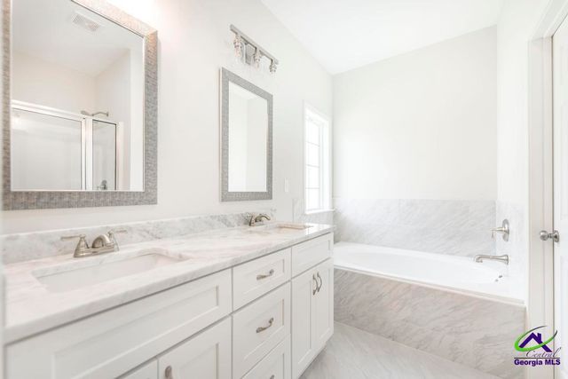 224 Otters Ridge Drive, Kathleen, GA 31047