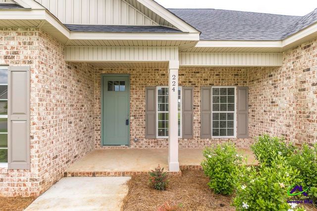 224 Otters Ridge Drive, Kathleen, GA 31047