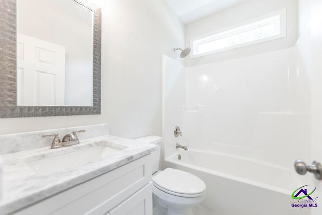 224 Otters Ridge Drive, Kathleen, GA 31047