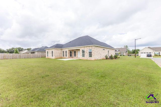 224 Otters Ridge Drive, Kathleen, GA 31047