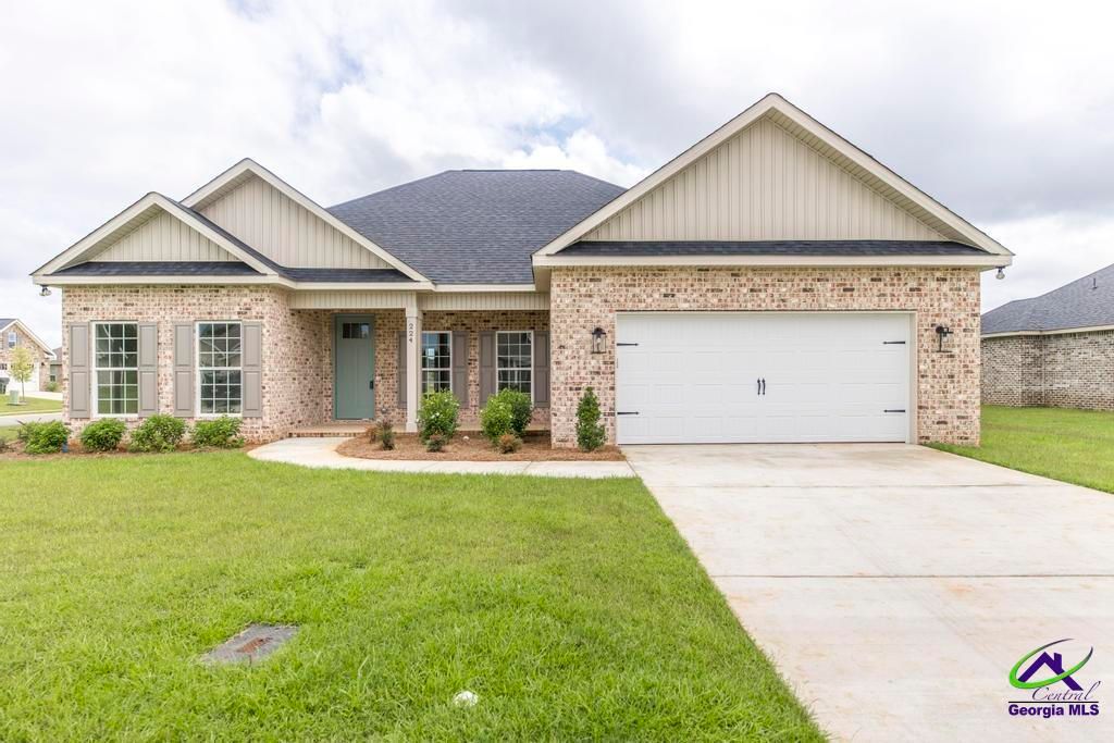 224 Otters Ridge Drive, Kathleen, GA 31047
