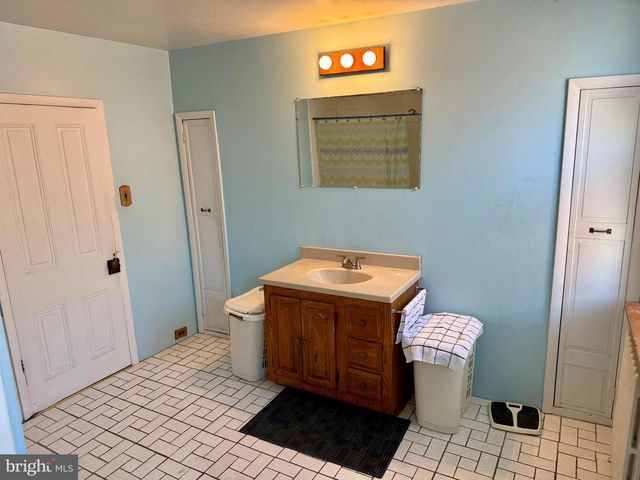 2714 E INDIANA AVE, Philadelphia, PA 19134