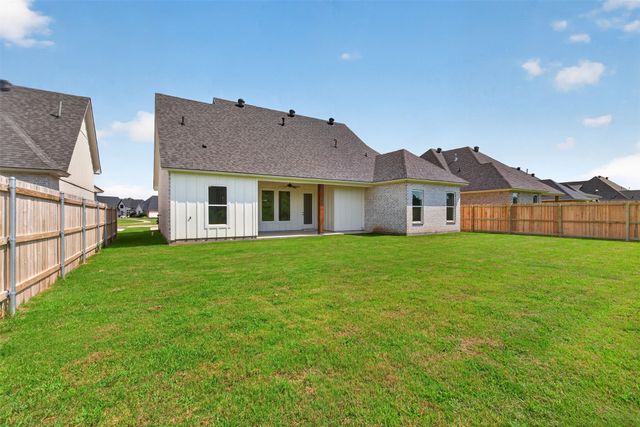 35 Turtle Creek Drive, Benton, LA 71006