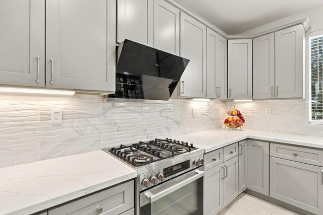 9620 Fire Station Ct, Elk Grove, CA 95757