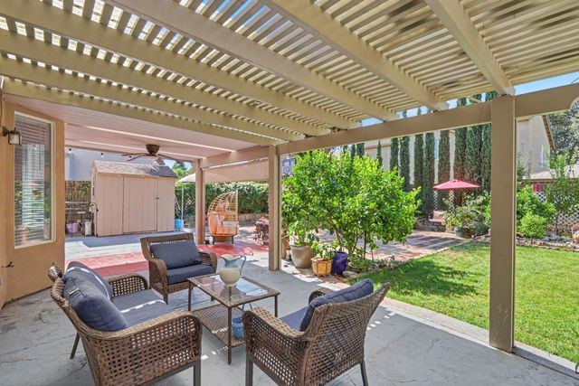 9620 Fire Station Ct, Elk Grove, CA 95757