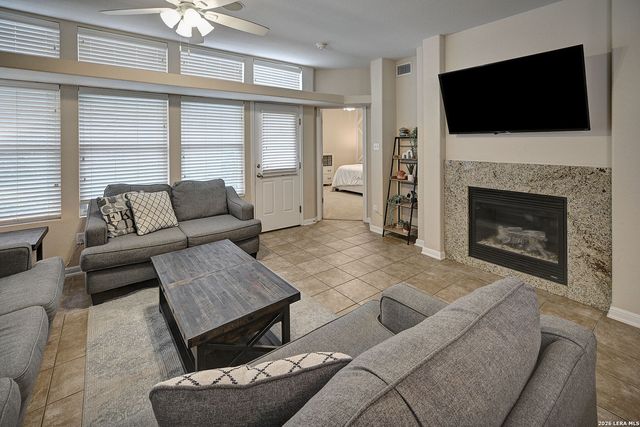 421 Shadowpoint, San Marcos, TX 78666