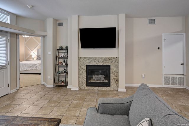 421 Shadowpoint, San Marcos, TX 78666