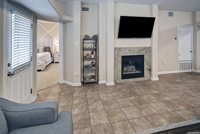 421 Shadowpoint, San Marcos, TX 78666