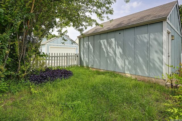 421 Shadowpoint, San Marcos, TX 78666