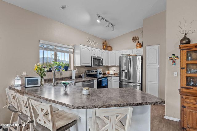 7659 N Hemingway Place, Marana, AZ 85743