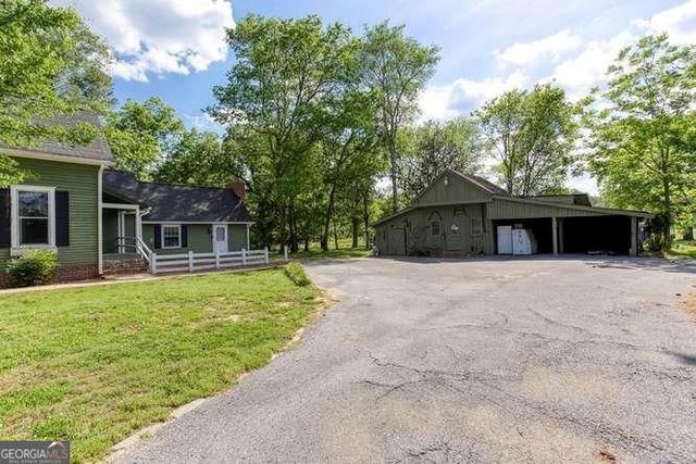 125 East Sewell Road, Aragon, GA 30104