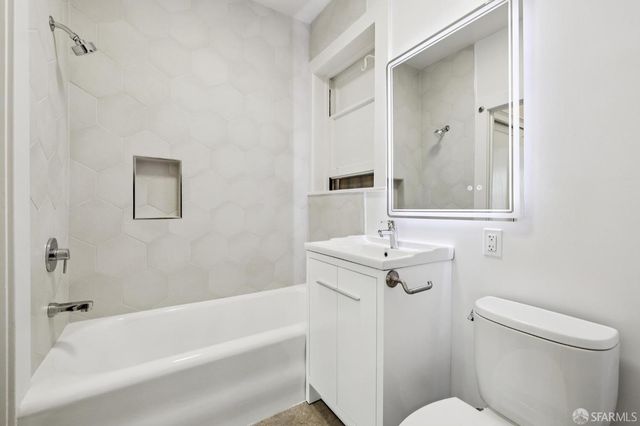 1915 Laguna Street 2, San Francisco, CA 94115