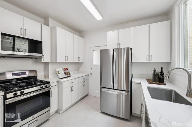 1915 Laguna Street 2, San Francisco, CA 94115