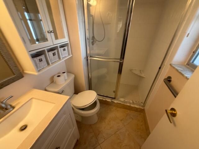 18081 SE Country Club Drive 121, Tequesta, FL 33469