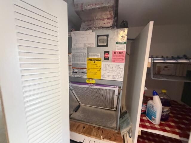 18081 SE Country Club Drive 121, Tequesta, FL 33469