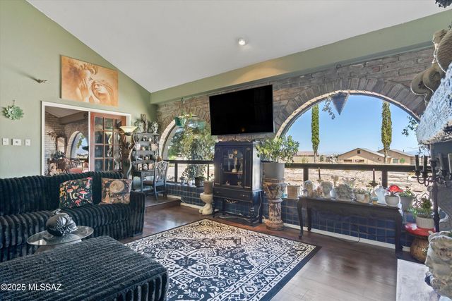 92 Cayuse Trail, Sonoita, AZ 85637