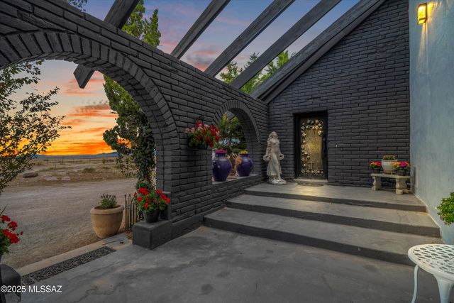 92 Cayuse Trail, Sonoita, AZ 85637