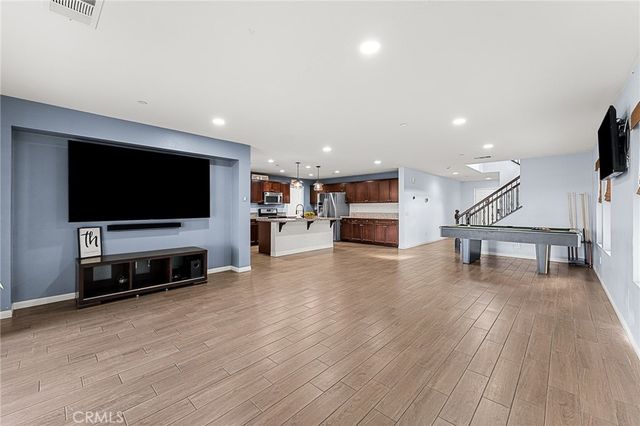 136 Yosemite, Perris, CA 92570