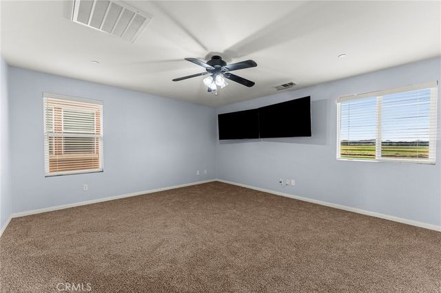 136 Yosemite, Perris, CA 92570