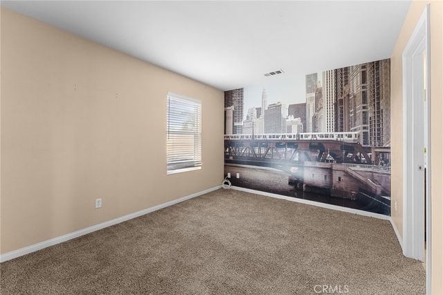 136 Yosemite, Perris, CA 92570