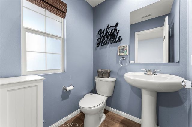 136 Yosemite, Perris, CA 92570